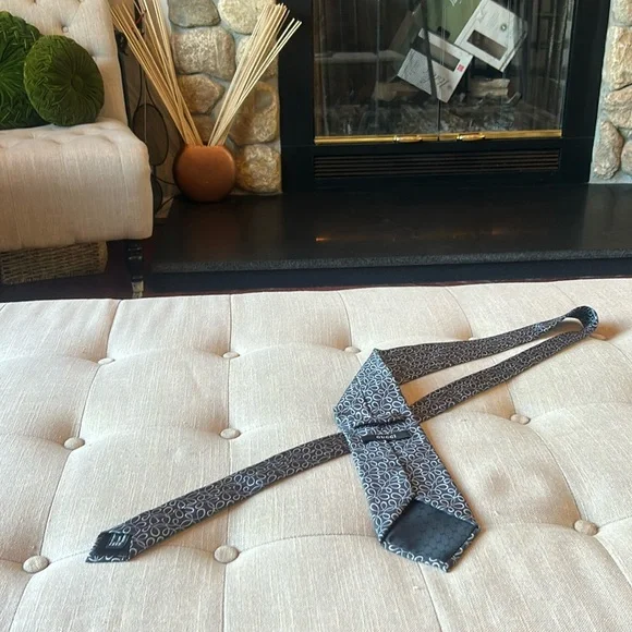 Gucci 100% Silk Blue Pattern Printed Tie Made in Italy